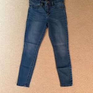 GAP Women's Skinny Jeans in Classic Blue